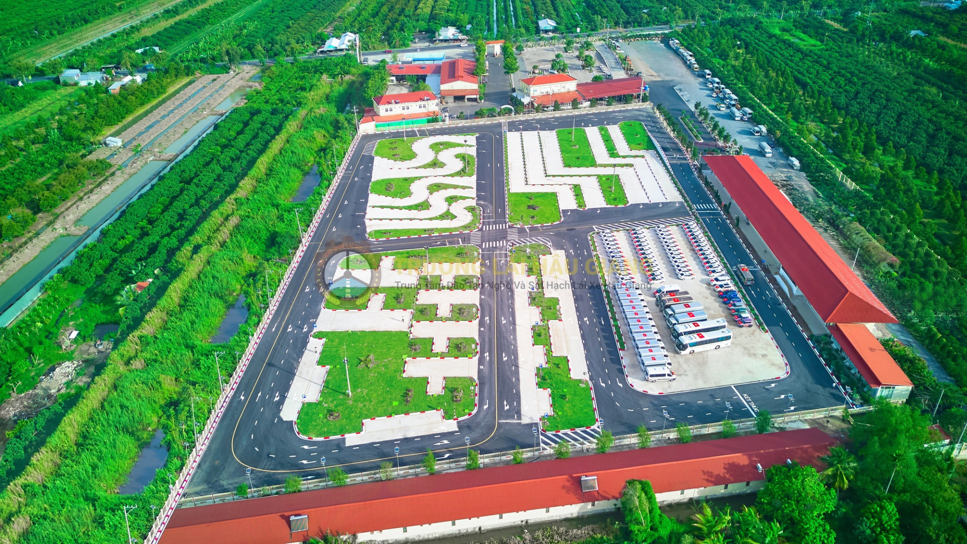 //truonglaihaugiang.com/files/images/04.jpg?v=1.0