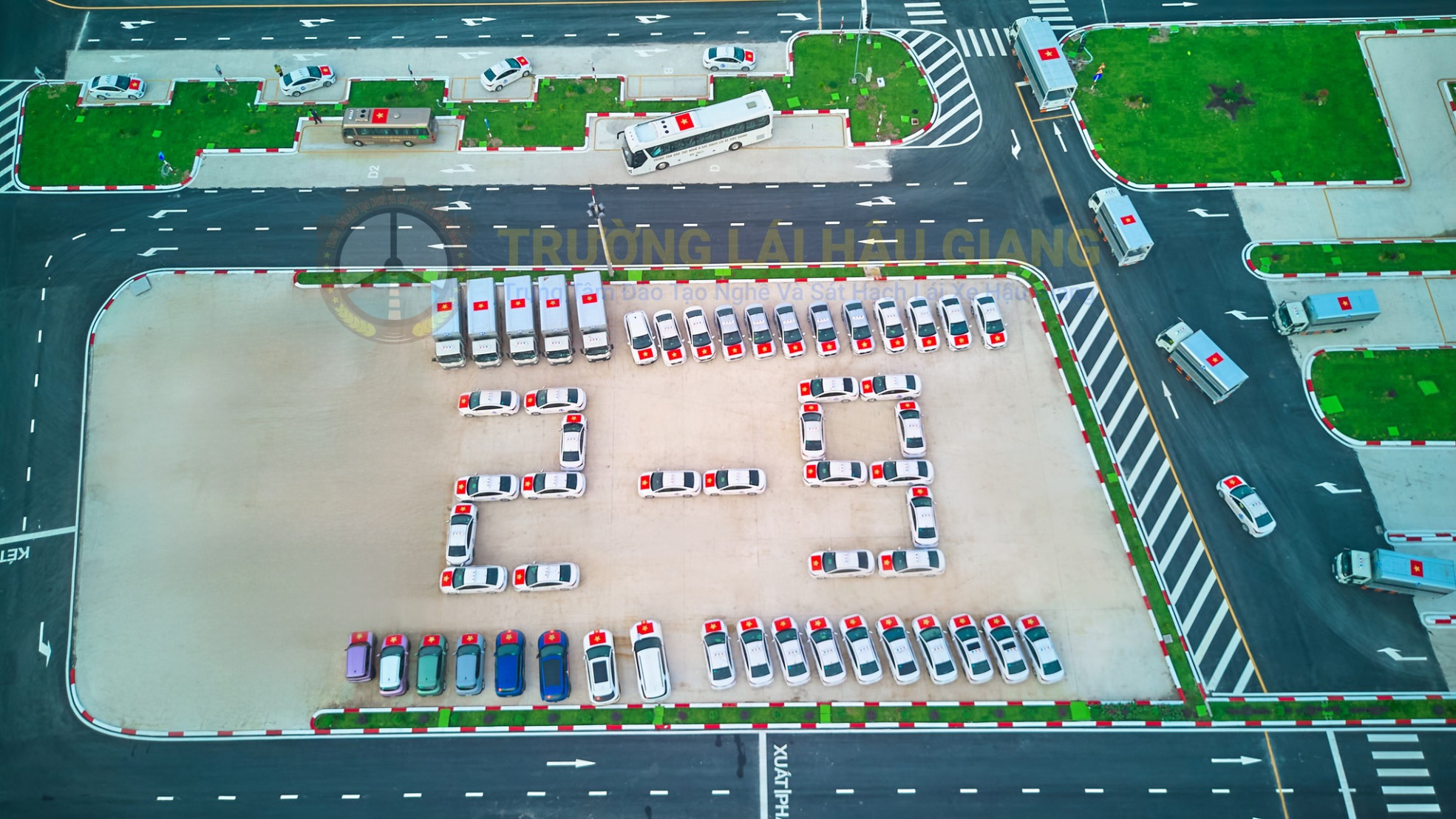 //truonglaihaugiang.com/files/images/05.jpg?v=1.0