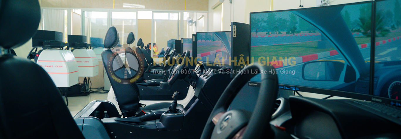 //truonglaihaugiang.com/files/images/slide/Layer%2034.png?v=1.0